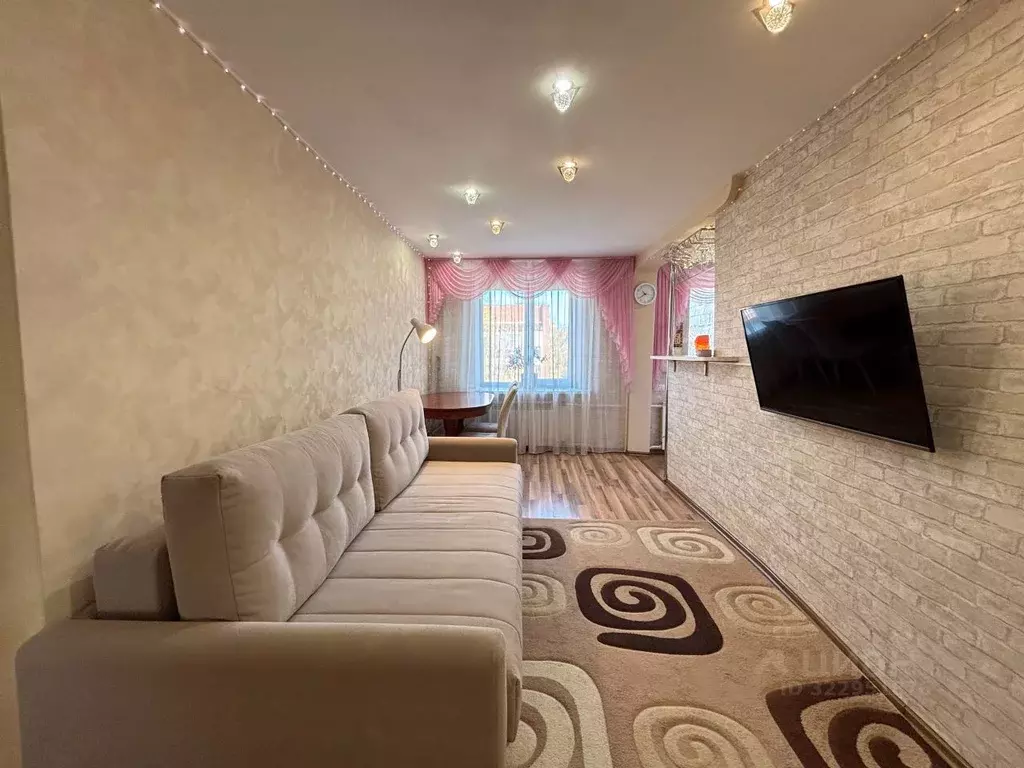 3-к кв. Удмуртия, Ижевск ул. Коммунаров, 175 (58.7 м) - Фото 2