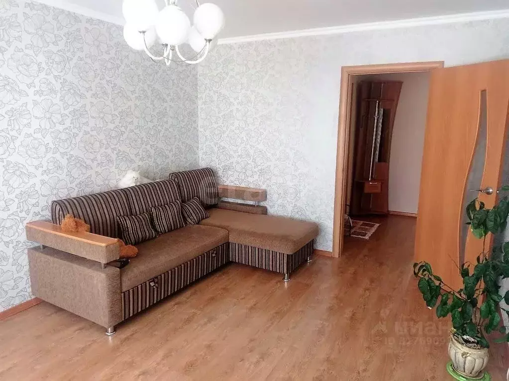 3-к кв. Ханты-Мансийский АО, Нягань 1-й мкр, 35 (57.4 м) - Фото 0