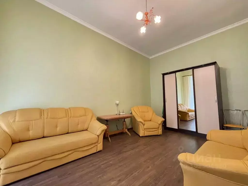 2-к кв. Крым, Феодосия бул. Адмиральский, 22 (64.0 м) - Фото 1