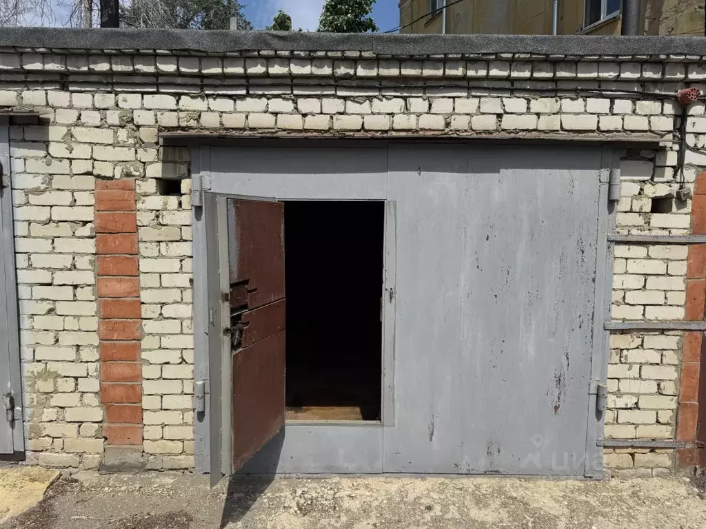 Гараж в Саратовская область, Саратов Аткарская ул., 37 (19 м) - Фото 0
