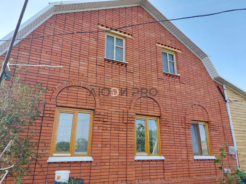 Дом в Башкортостан, Стерлитамакский район, Услинский сельсовет, с. ... - Фото 1