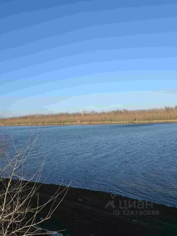 Дом в Астраханская область, Красноярский муниципальный округ, с. ... - Фото 1