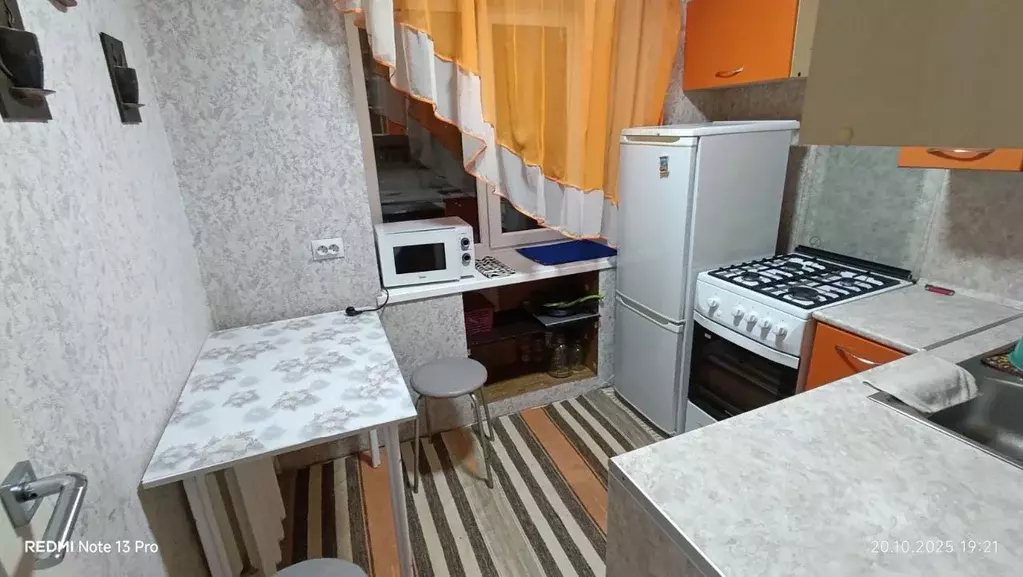 1-к кв. Тюменская область, Тюмень ул. 50 лет ВЛКСМ, 91 (30.0 м) - Фото 1