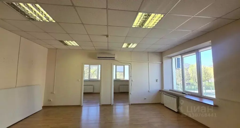 Офис в Санкт-Петербург ул. Комиссара Смирнова, 11Д (51 м) - Фото 1