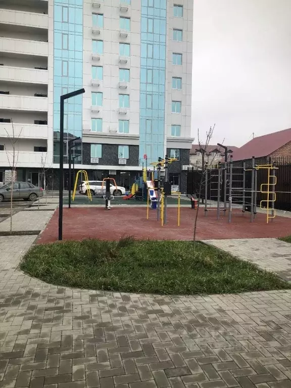 2-к кв. Чеченская республика, Грозный Кабардинская ул., 40А (61.1 м) - Фото 0