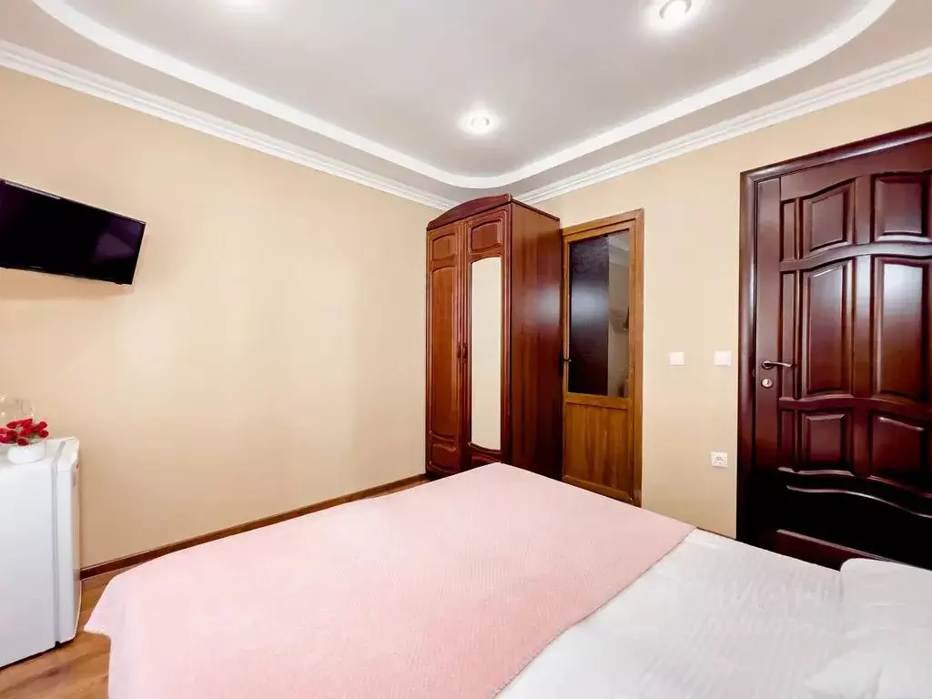 Комната Краснодарский край, Сочи пос. Вардане, ул. Молодежная, 18 - Фото 1