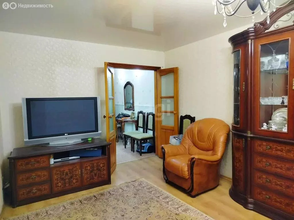3-комнатная квартира: Туринск, улица Калинина, 27 (51.6 м) - Фото 1
