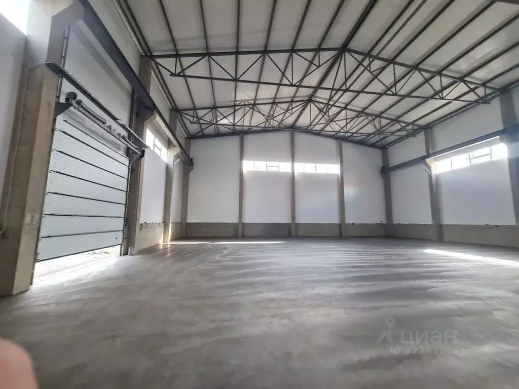 Производственное помещение в Ленинградская область, Гатчина ул. ... - Фото 1