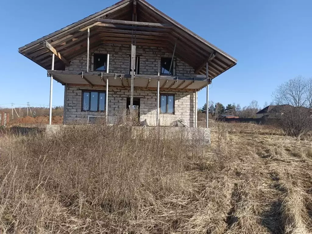 Дом в Калужская область, Малоярославецкий муниципальный округ, ... - Фото 1