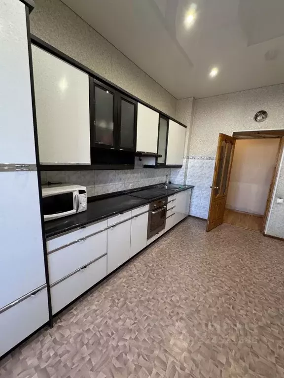 2-к кв. Алтайский край, Барнаул пер. Ядринцева, 82 (70.0 м) - Фото 2