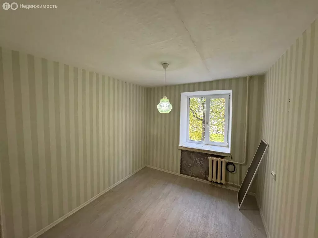 3-комнатная квартира: Тюмень, улица Демьяна Бедного, 109 (63 м) - Фото 2