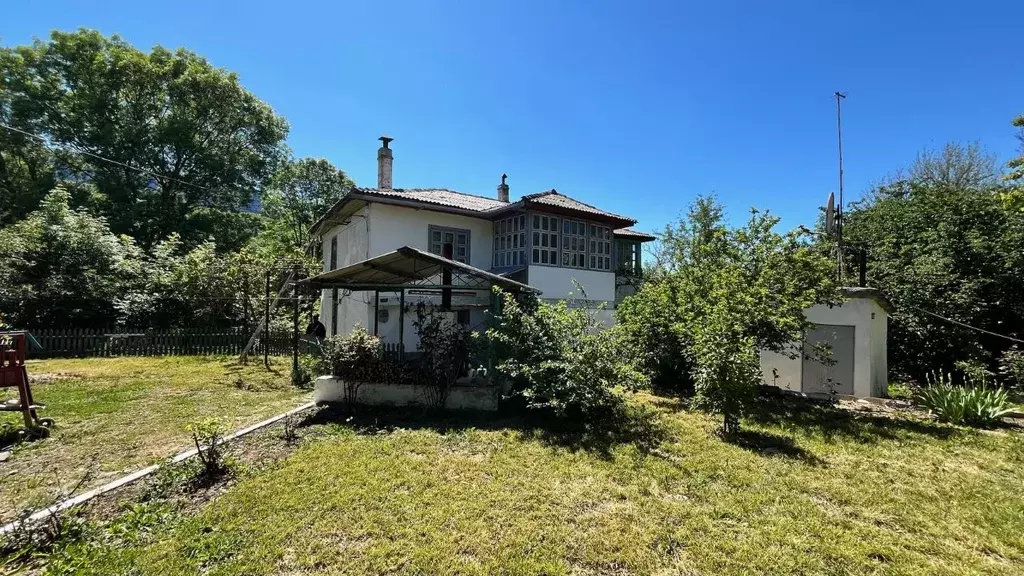 Дом в Крым, Бахчисарайский район, Голубинское с/пос, с. Соколиное ул. ... - Фото 1