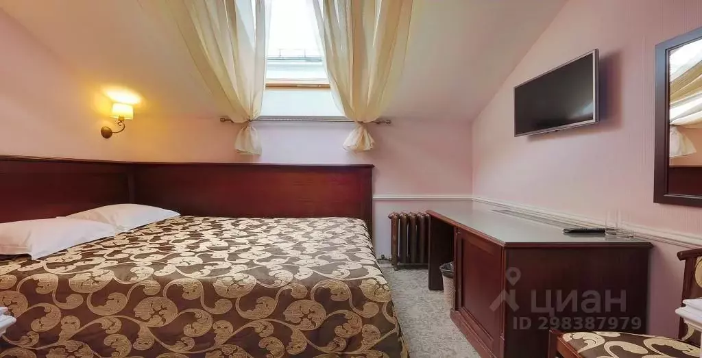 Комната Москва ул. Большая Дмитровка, 8С5 (10.0 м) - Фото 1
