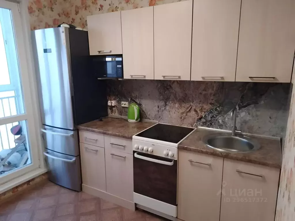 2-к кв. Кемеровская область, Кемерово ул. Серебряный Бор, 6/1 (50.0 м) - Фото 1