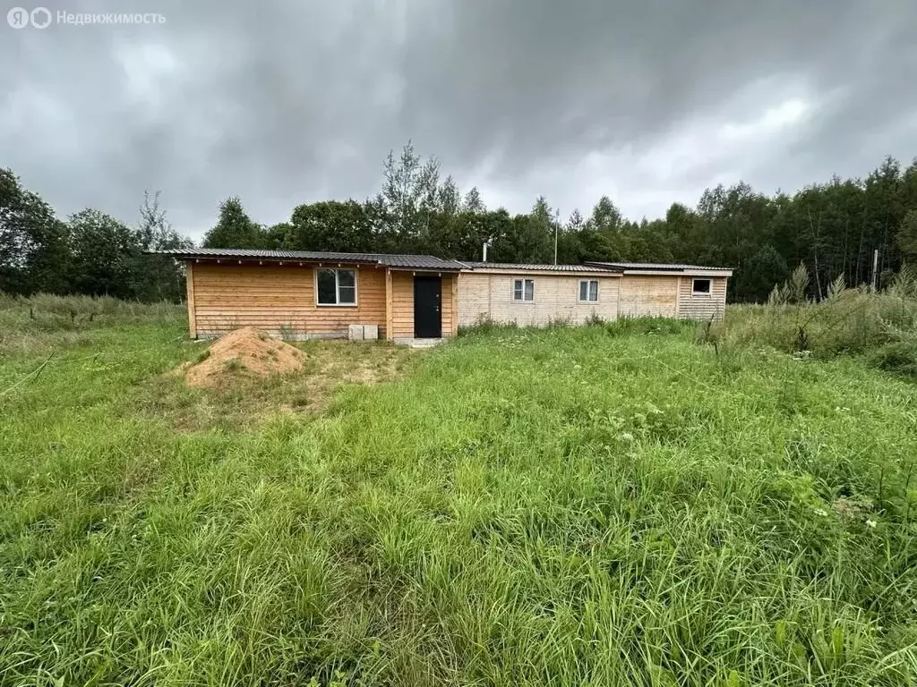 Дом в Тверская область, Кимрский муниципальный округ, деревня Голузино ... - Фото 1