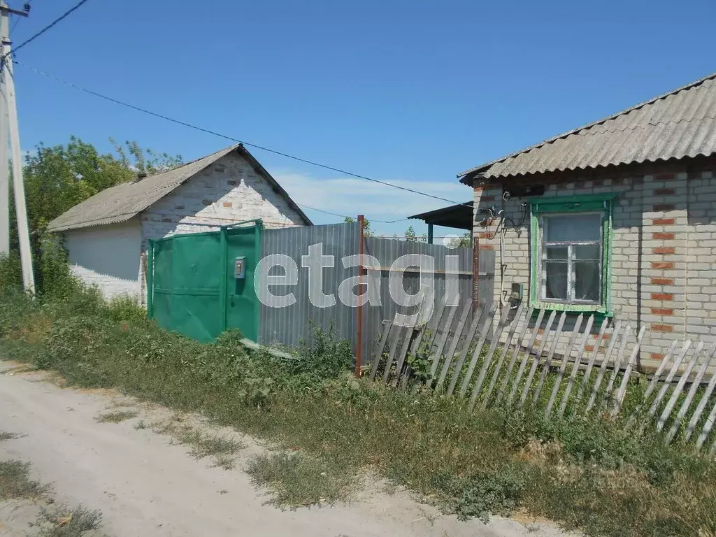 Дом в Белгородская область, Валуйский городской округ, с. Шелаево ул. ... - Фото 1