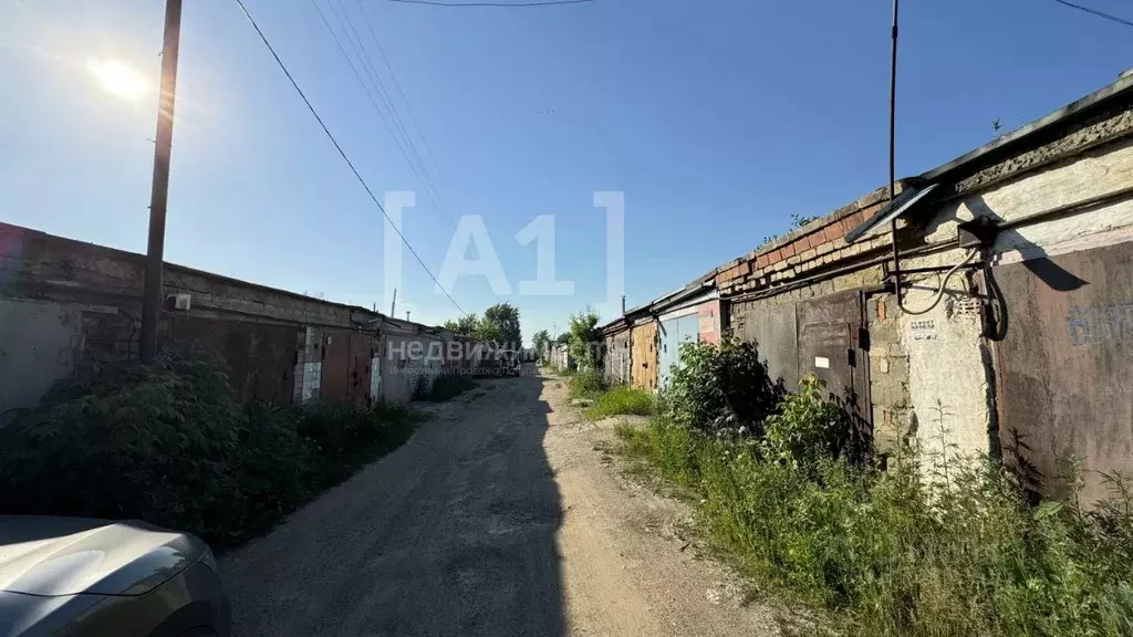Гараж в Челябинская область, Челябинск ул. Молодогвардейцев, 1/6 (19 ... - Фото 1