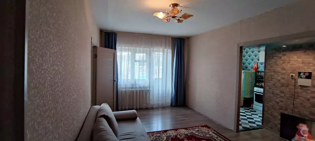 Продается 2-комнатная квартира - Фото 1