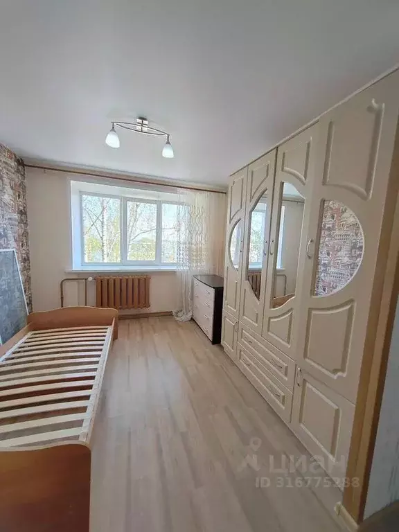 Комната Чувашия, Новочебоксарск Парковая ул., 37 (18.0 м) - Фото 0