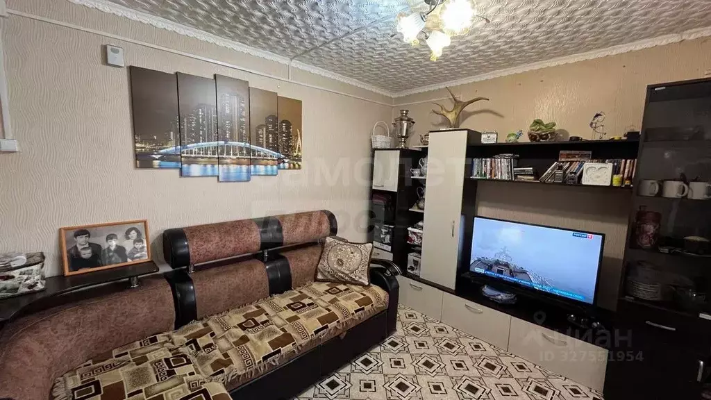 3-к кв. Оренбургская область, пос. Саракташ пер. Железнодорожный, 32 ... - Фото 1