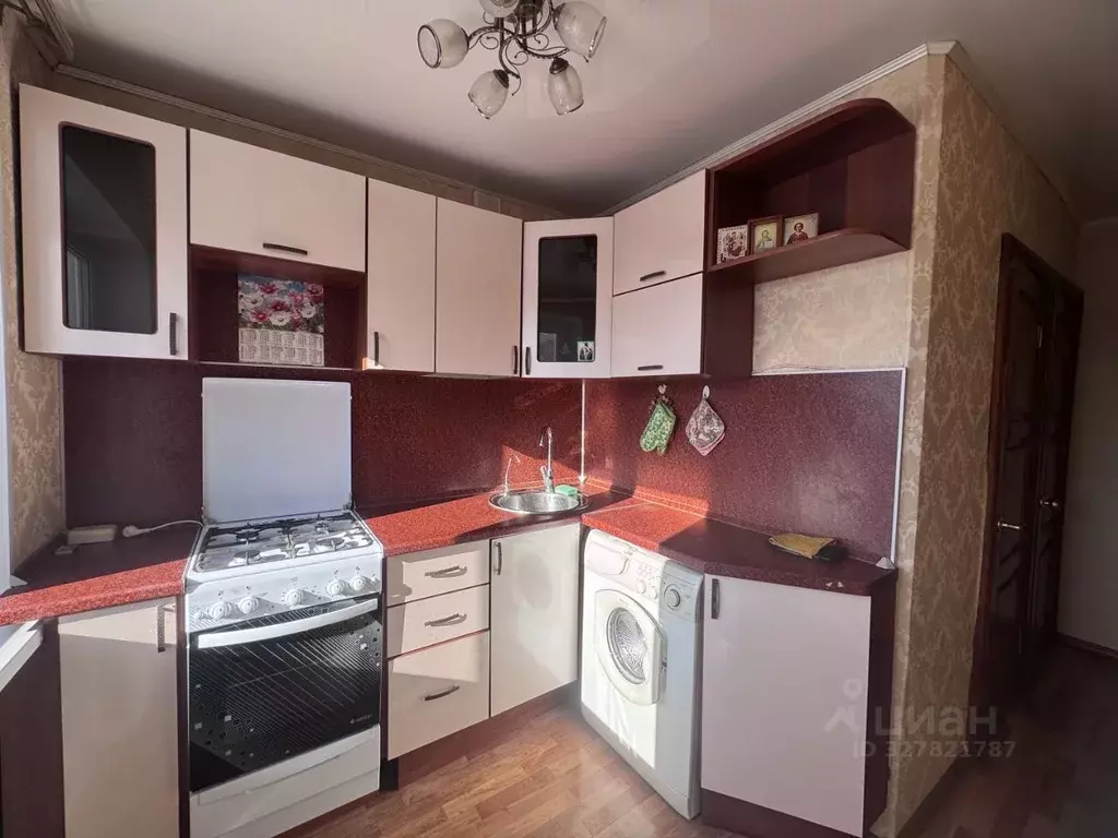 4-к кв. Вологодская область, Сокол ул. Шатенево, 45 (58.3 м) - Фото 1