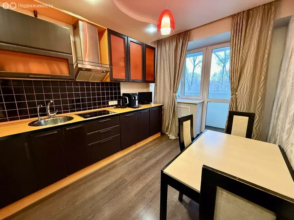 3-комнатная квартира: Киров, Московская улица, 107к1 (82.6 м) - Фото 1