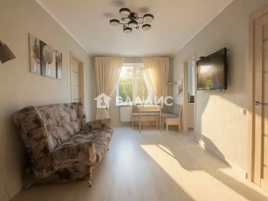 2-к кв. Карелия, Петрозаводск просп. Ленина, 37 (42.3 м) - Фото 1