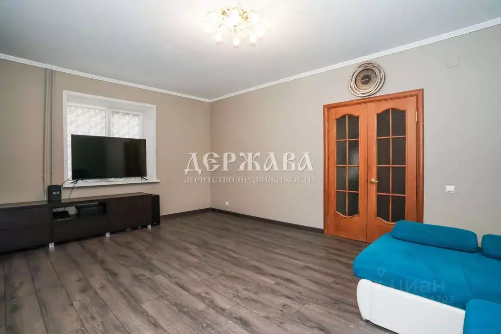 3-к кв. Белгородская область, Старый Оскол Степной мкр, 2 (94.0 м) - Фото 1