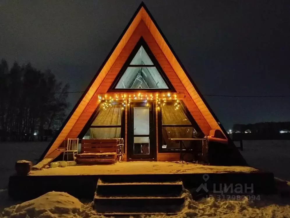 Дом в Омская область, Омский район муниципальный округ, пос. ... - Фото 1
