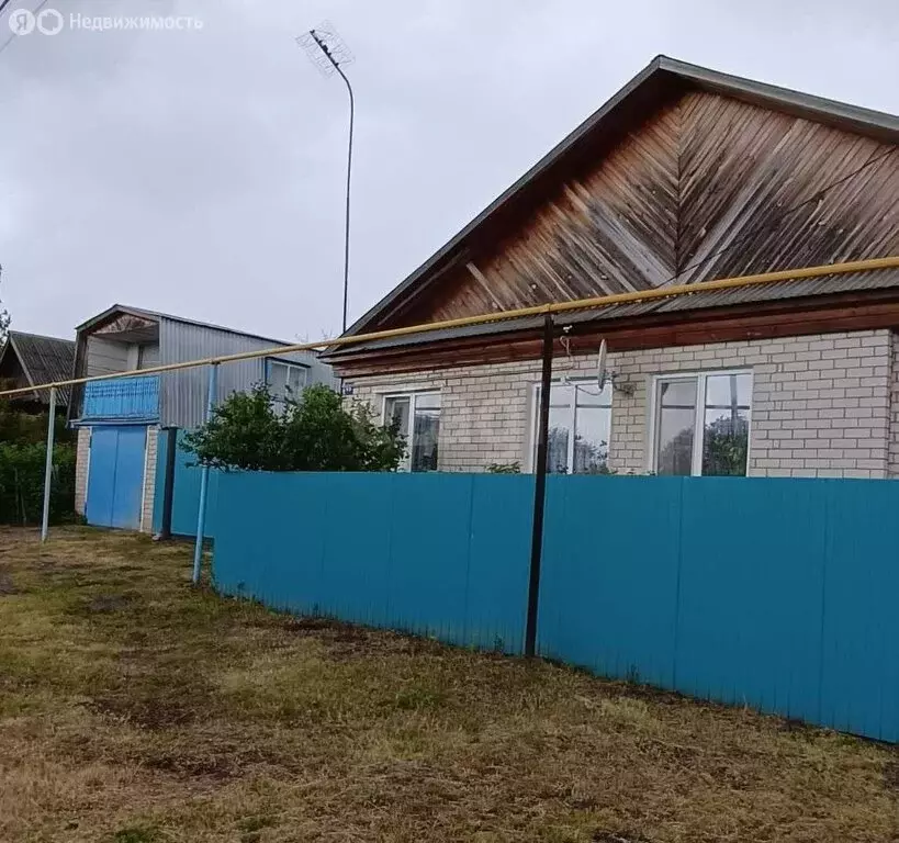 Дом в село Биклянь, Московская улица (100 м) - Фото 0