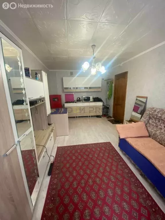 1к в 8-комнатной квартире (15 м) - Фото 1
