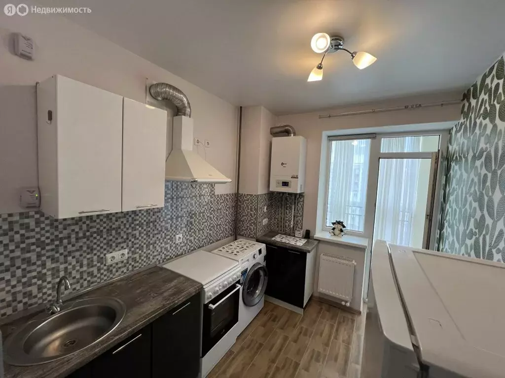 1-комнатная квартира: Калининград, улица Маршала Жукова, 10 (24 м) - Фото 0