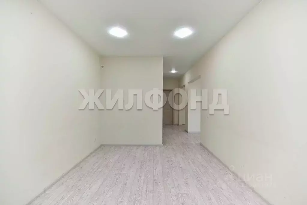 3-к кв. Алтайский край, Барнаул ул. 280-летия Барнаула, 21 (82.0 м) - Фото 1