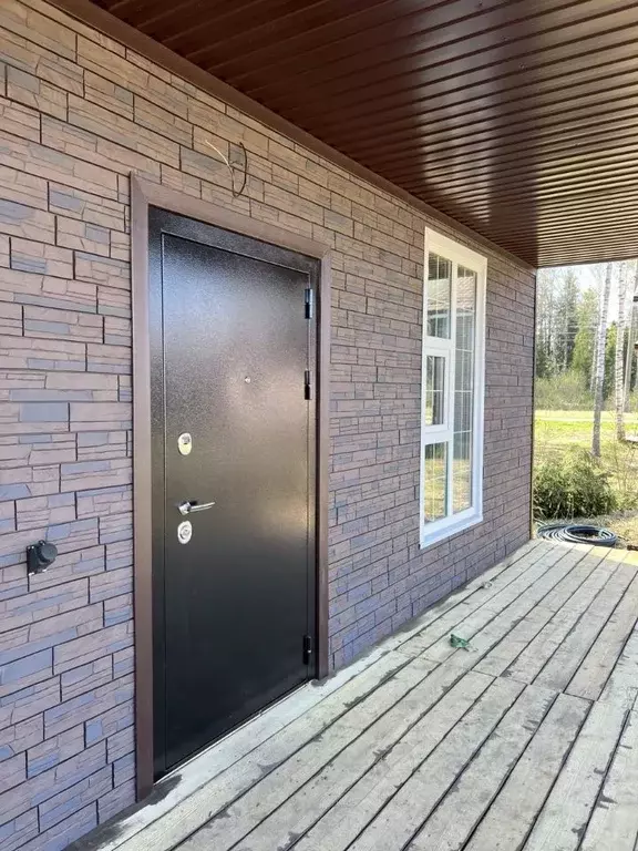 Дом в Тверская область, Конаковский муниципальный округ, д. Вахромеево ... - Фото 1