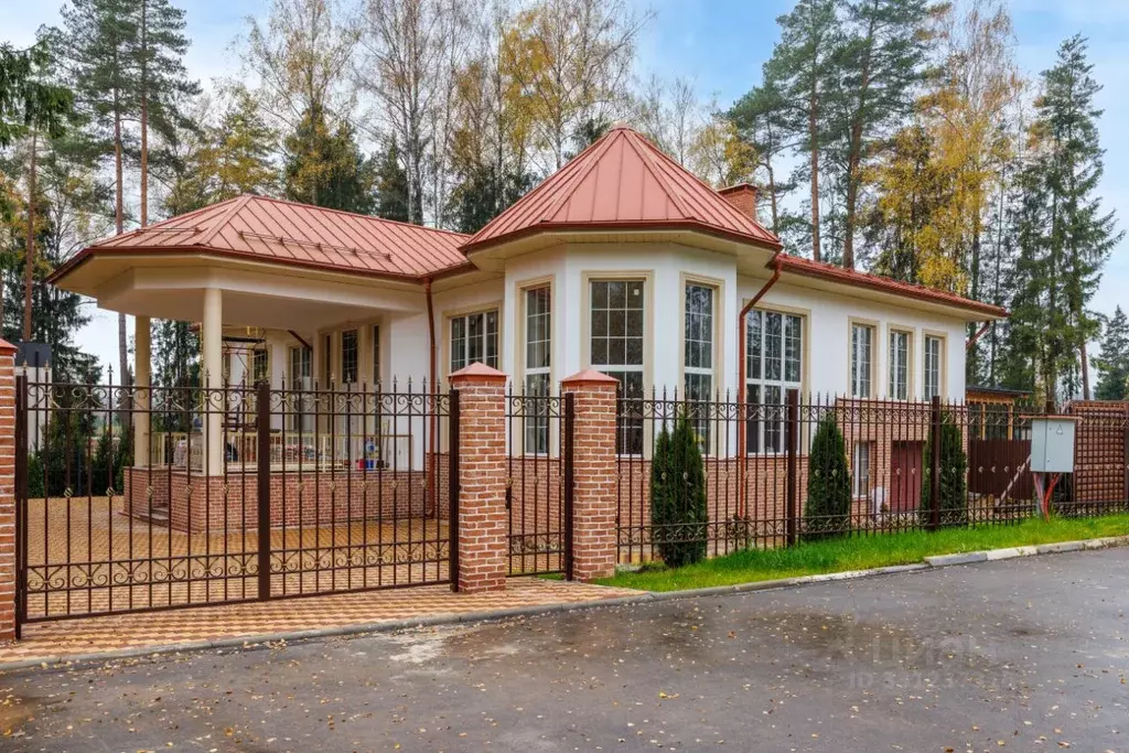 Дом в Московская область, Красногорск городской округ, пос. ... - Фото 1