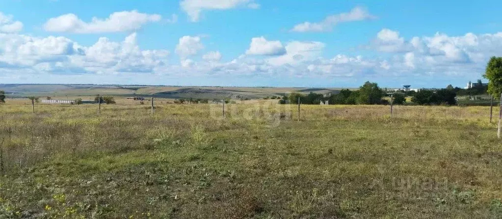 Участок в Крым, Симферопольский район, Родниковское с/пос, Содружество ... - Фото 0