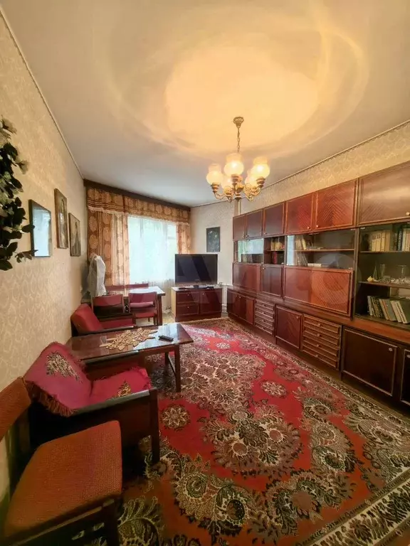 3-к. квартира, 68 м, 4/9 эт. - Фото 1