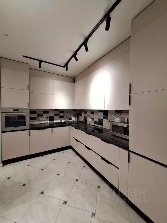 3-к кв. Московская область, Красногорск бул. Красногорский, 23к1 (80.0 ... - Фото 1