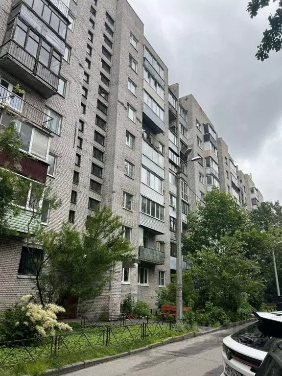 3-к кв. Санкт-Петербург ул. Обручевых, 8 (66.0 м) - Фото 0