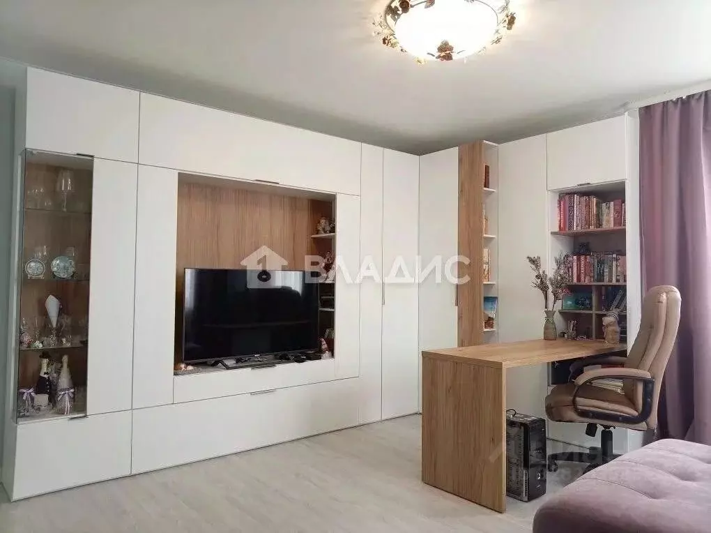 2-к кв. Белгородская область, Белгород пер. Макаренко, 2 (60.0 м) - Фото 1