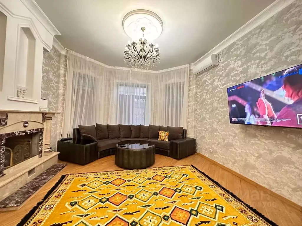Дом в Дагестан, Махачкала Караман-5 мкр, ул. 1-я линия, 17 (350 м) - Фото 0