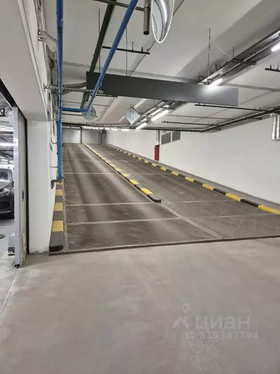 Гараж в Москва ул. Большая Полянка, 44 (11 м) - Фото 1