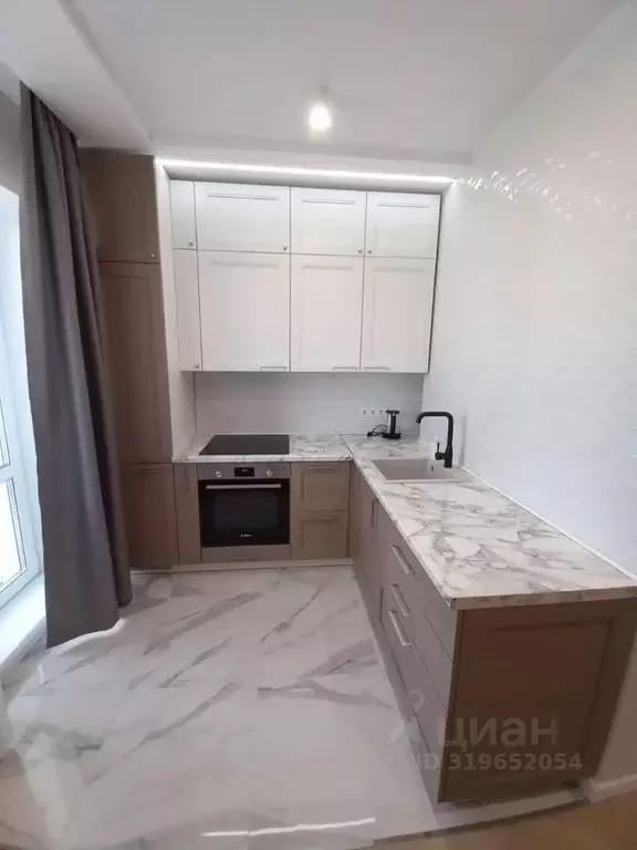 2-к кв. Саха (Якутия), Якутск ул. Лермонтова, 63 (58.0 м) - Фото 0