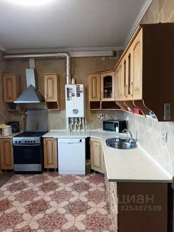 2-к кв. Ростовская область, Таганрог Литейная ул. (83.5 м) - Фото 1