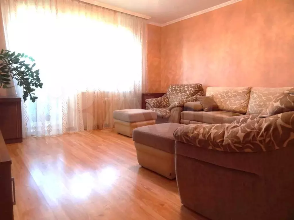 3-к. квартира, 70 м, 6/9 эт. - Фото 1