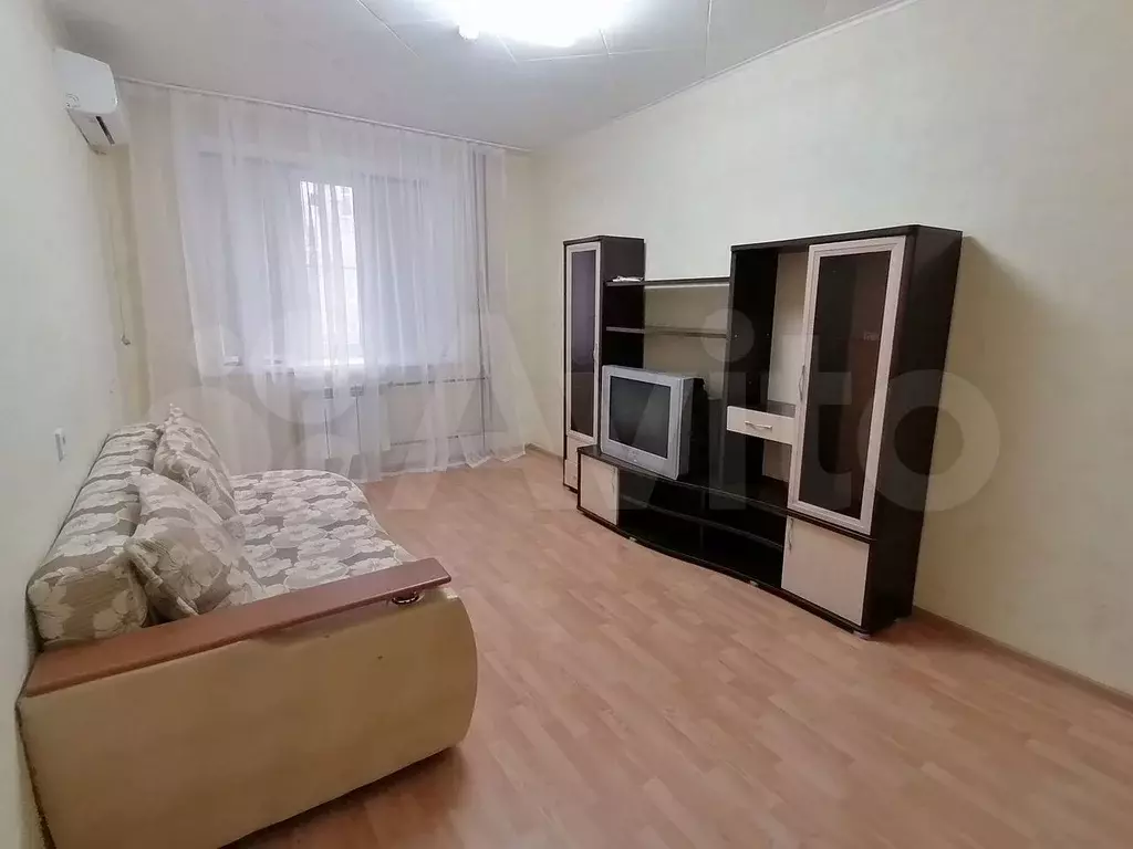 1-к. квартира, 39 м, 8/10 эт. - Фото 0