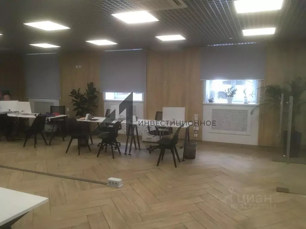 Помещение свободного назначения в Тюменская область, Тюмень ул. 8 ... - Фото 1