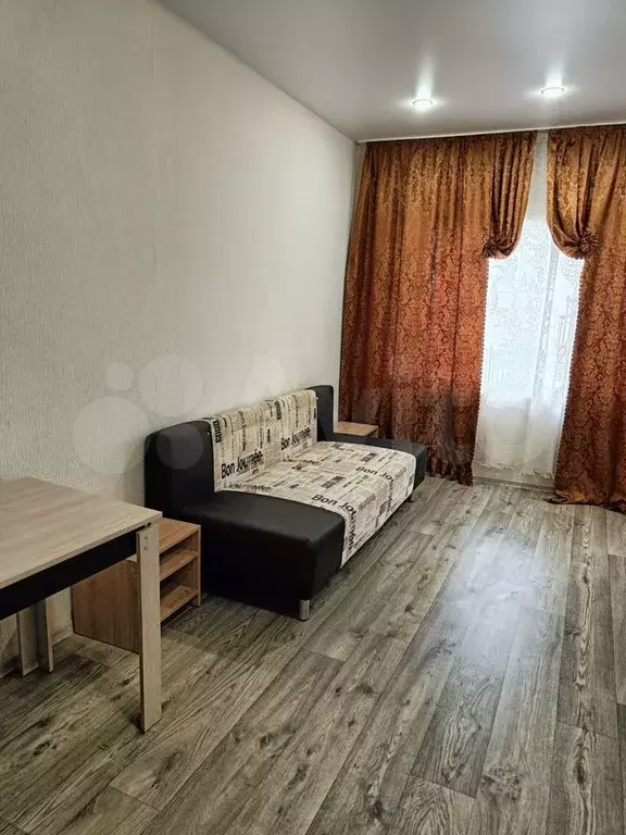 Комната 20 м в 2-к., 2/2 эт. - Фото 1