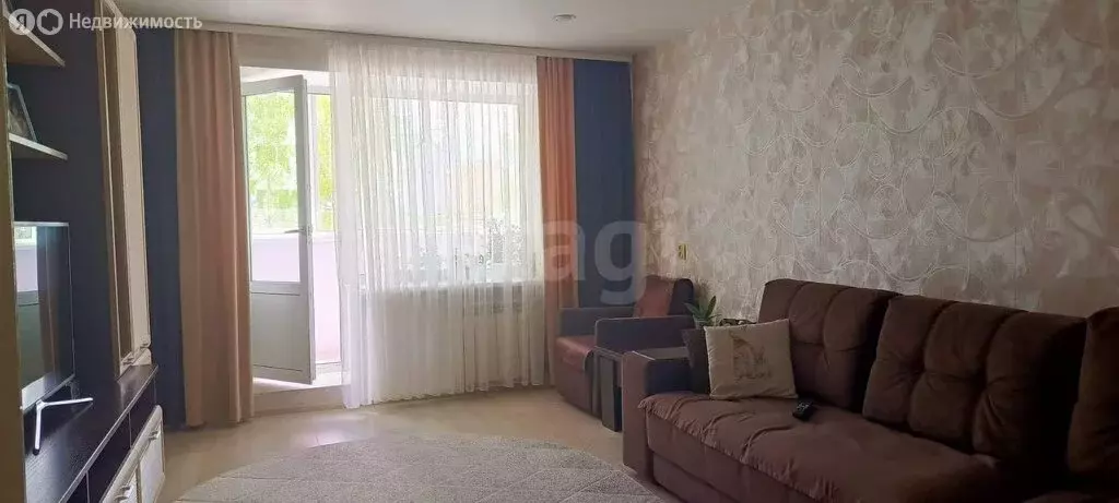 3-комнатная квартира: село Семёновка, Молодёжная улица, 3 (67 м) - Фото 0