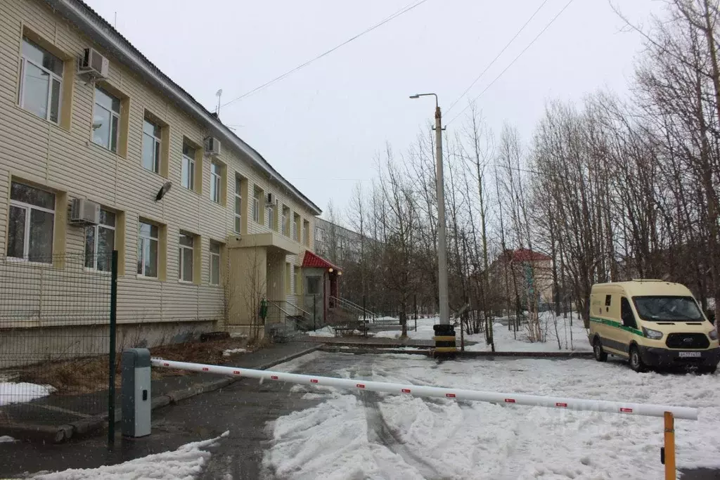 Офис в Мурманская область, Мончегорск ул. Бредова, 12 (253.6 м) - Фото 1